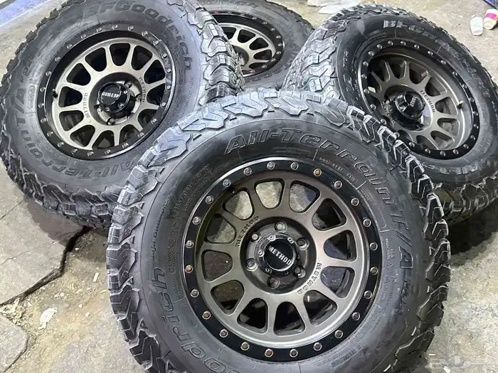 جنوط ميثود فيراني 6 مسمار مع كفرات نص حجري بي اف مقاس 17 0