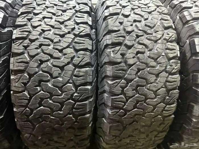 جنوط ميثود فيراني 6 مسمار مع كفرات نص حجري بي اف مقاس 17 17