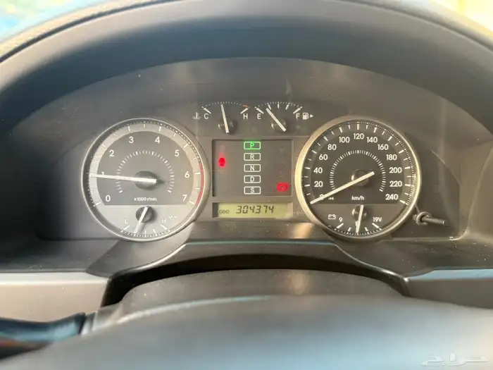 لاندكروزر GXR-8 م 2010 14