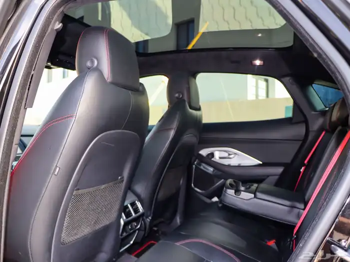 جاكوار اي بيس فريست اديشن 2018 مخزن 17