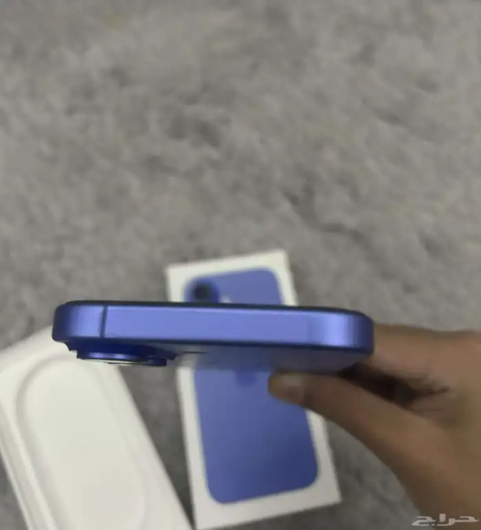 ايفون 16 العادي 1