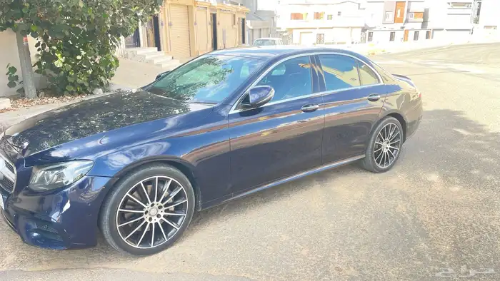 مرسيدس E300 للبيع 4