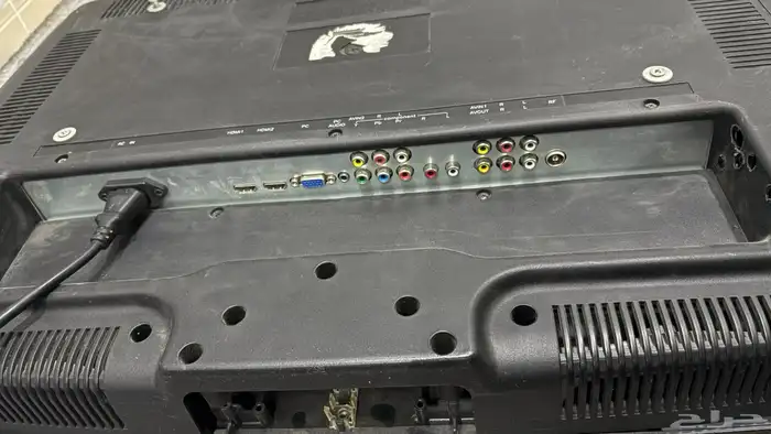 تلفزيون Danhome اتوقع 35 بوصه شغال ونظيف بدون ريموت 3