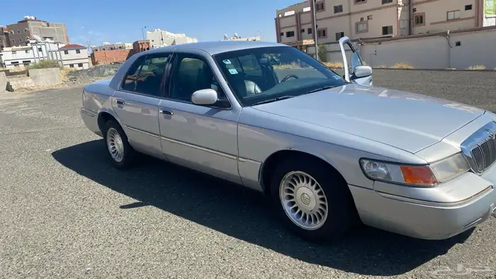 فورد ماركيز 2001 2