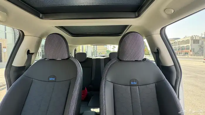 ميني كوبر 2025 10