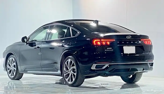 فورد تورس   تيتانيوم   2024 24