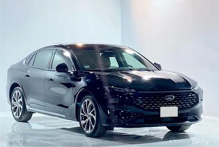 فورد تورس   تيتانيوم   2024 6