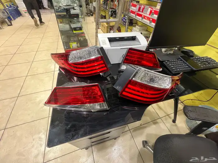 اسطبات لكزس اي اس 350  2013الى2017وكاله 0