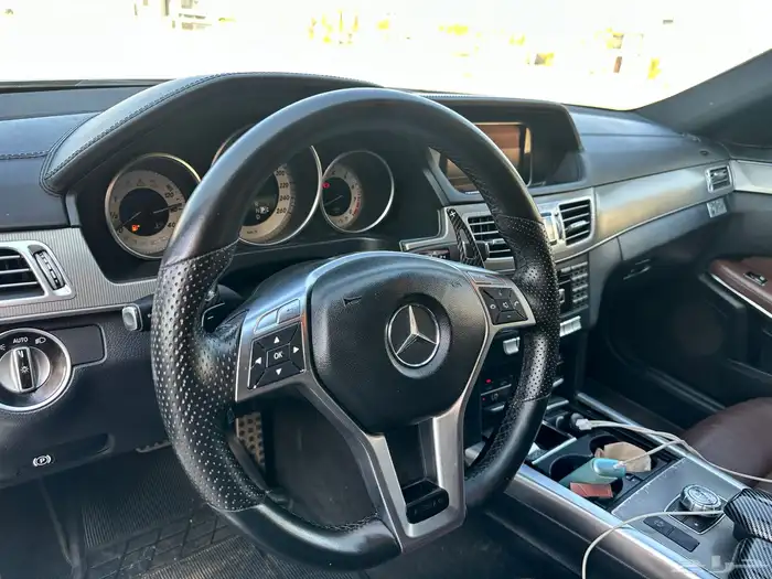 مرسيدس E300 2015 نظيف جدا مصين كامل 27