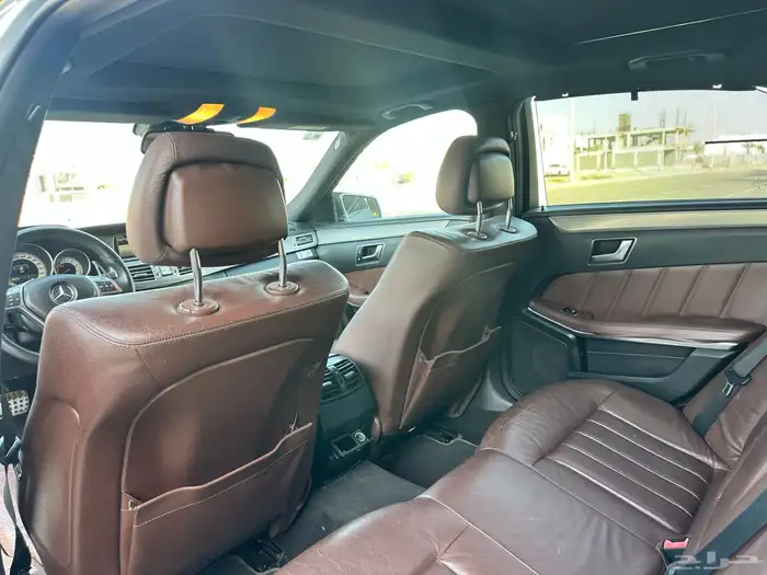 مرسيدس E300 2015 نظيف جدا مصين كامل 35