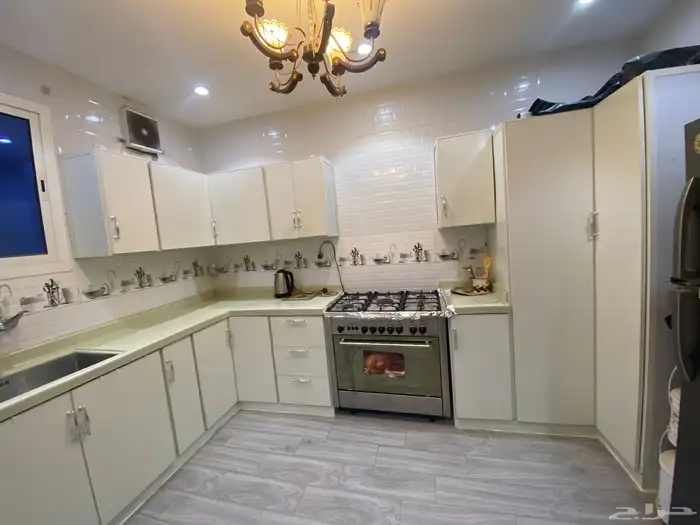 مطبخ جديد موجود فواتيره كامله مع ضمان 10سنوات 0
