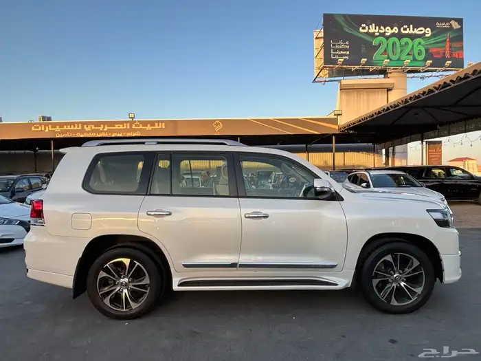 تويوتا لاند كروزر 2019 4