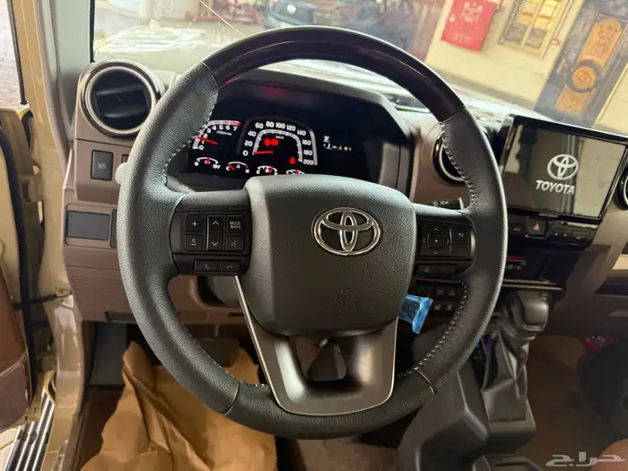 تم البيع تويوتا ربع بريمي اتومتيك موديل 2025 23