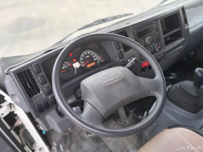 ايسوزو 2020 عداد قليل مخزن 56 الف 25