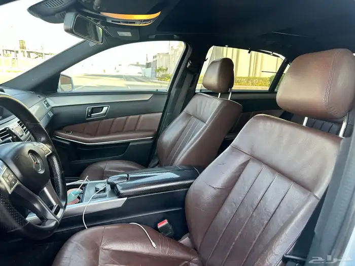 مرسيدس E300 2015 نظيف جدا مصين كامل 31