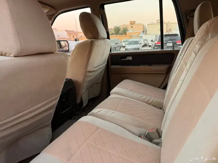 فورد اكسبديشن 2009 10