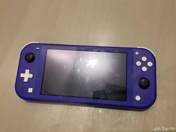 للبيع nintendo switch lite ( بدون كرتون .) 0