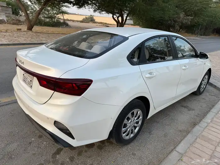 كيا سيراتو 2022 8