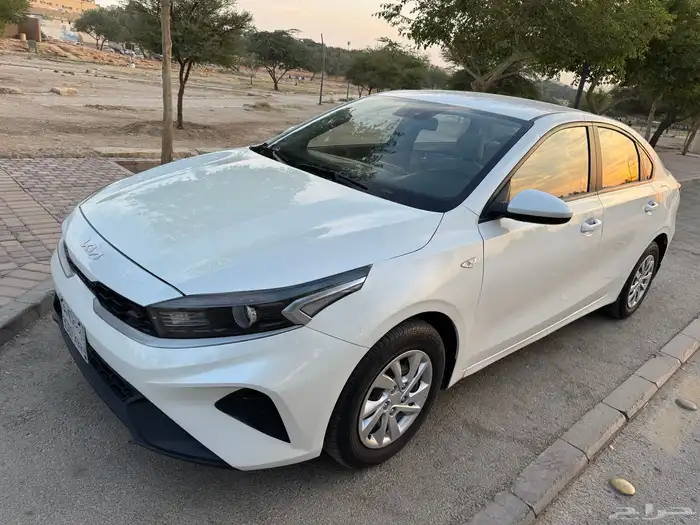 كيا سيراتو 2022 1
