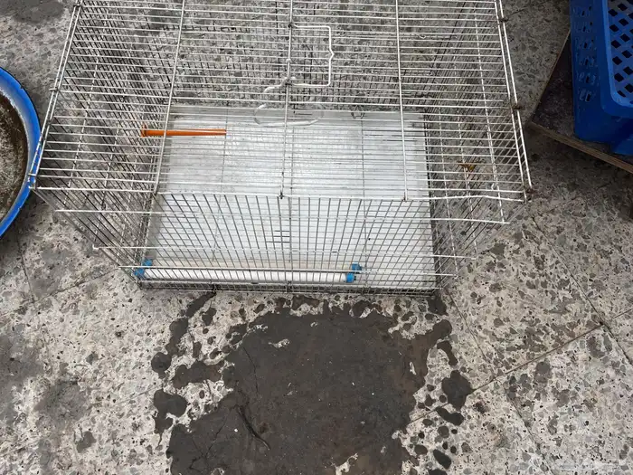 قفص للبيع بسعر مناسب 2