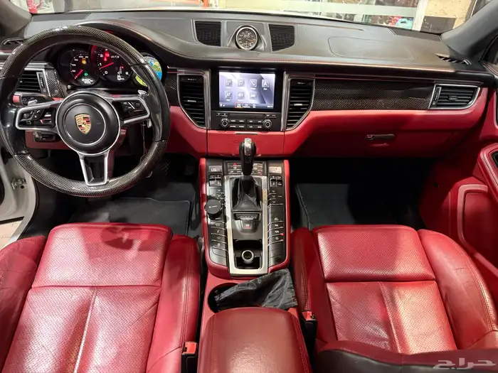 بورش GTS 2017 ماكين سعودي سماكو نظيف جدا 25