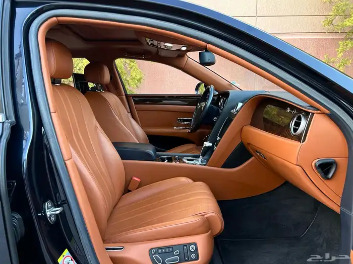 بنتلي كونتينتال فلاينج سبير في حاله ممتازه 8