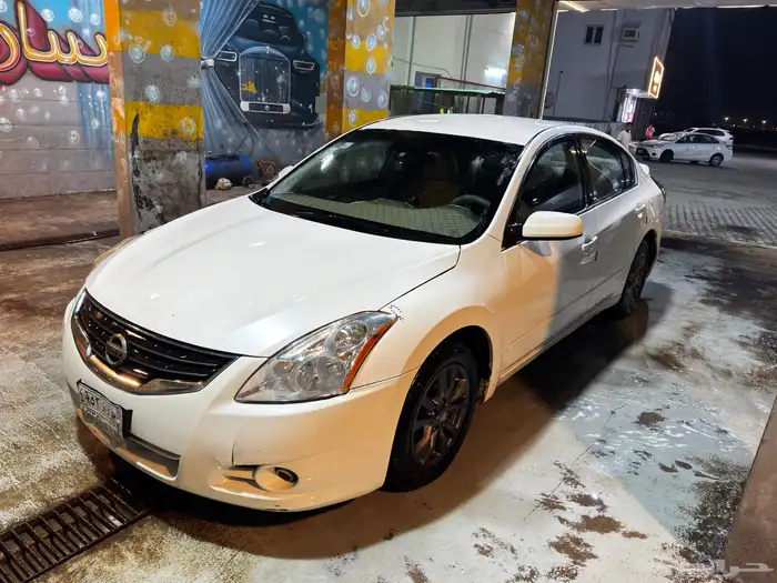 نيسان التيما 2010. سيارة مشروطة مكينه قير عضلات وشاصي 10