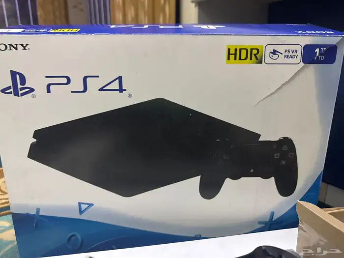 سوني 4 ون تيرا نظيفة جدا  استخدام شهر واحد بقراطيسه للبيع 1