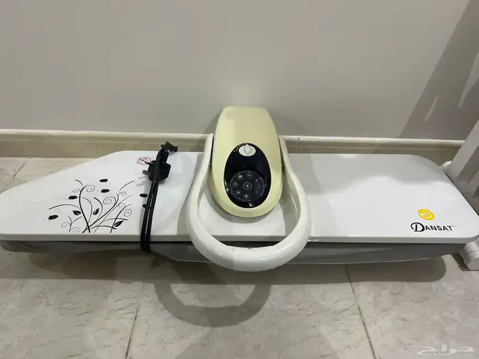 مكواة ملابس 0