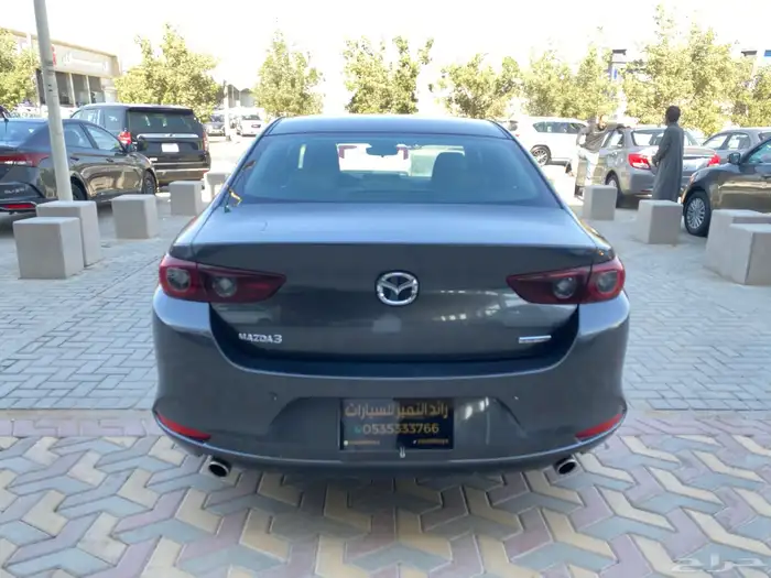 متوفر مجموعة مازدا 3 موديل 2024 18