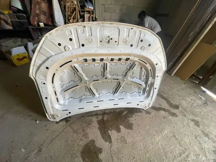 للبيع كبوت شاجان 85 فيه تعديل بسيط سعره 4200 في الوكالة 0