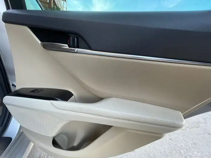 تويوتا- كامري-2021-LE- بنزين 25