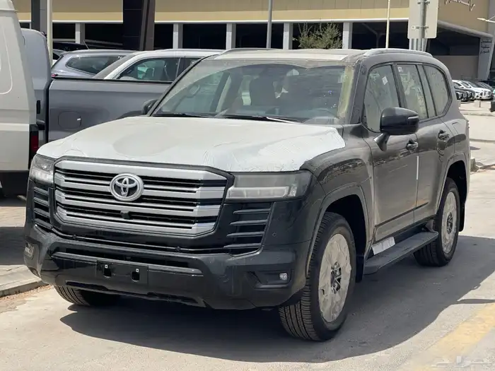لاند كروزر GXR L4. بريمي 2025 بالكاش والاقصاد 6