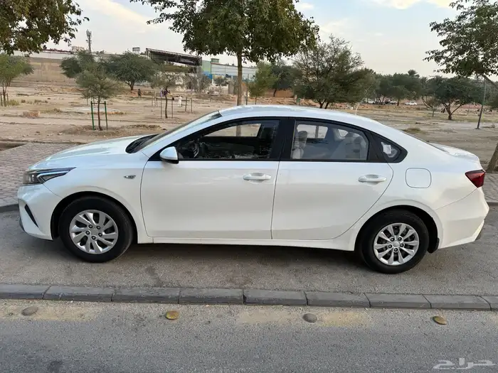 كيا سيراتو 2022 10