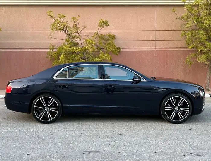 بنتلي كونتينتال فلاينج سبير في حاله ممتازه 1