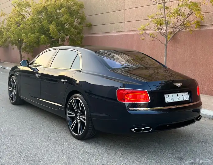 بنتلي كونتينتال فلاينج سبير في حاله ممتازه 2