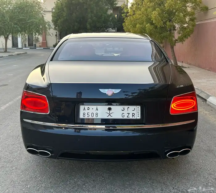 بنتلي كونتينتال فلاينج سبير في حاله ممتازه 4