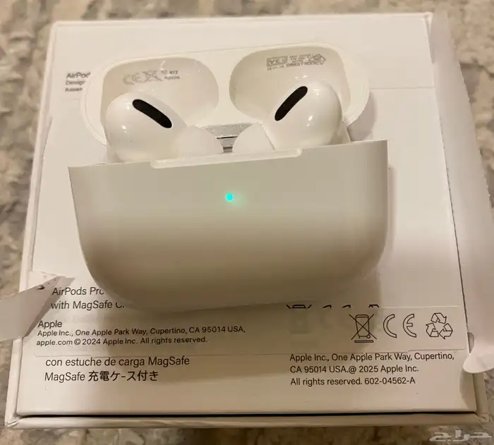 للبيع سماعة أبل Airpods Pro 4