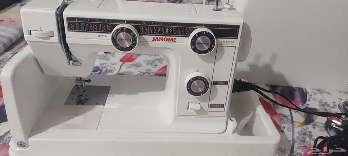 مكينة خياطه جانومي JANOME 0