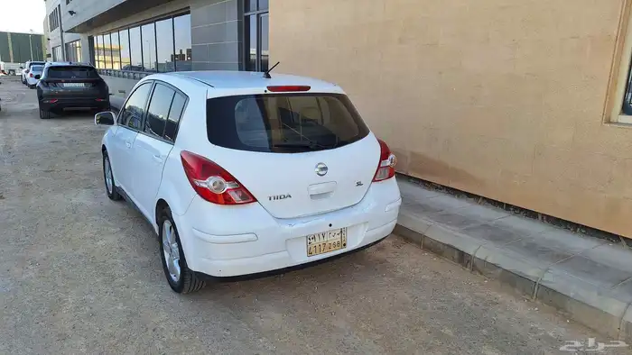 نيسان تيدا 2011 7