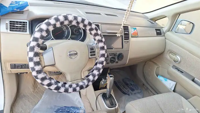 نيسان تيدا 2011 4