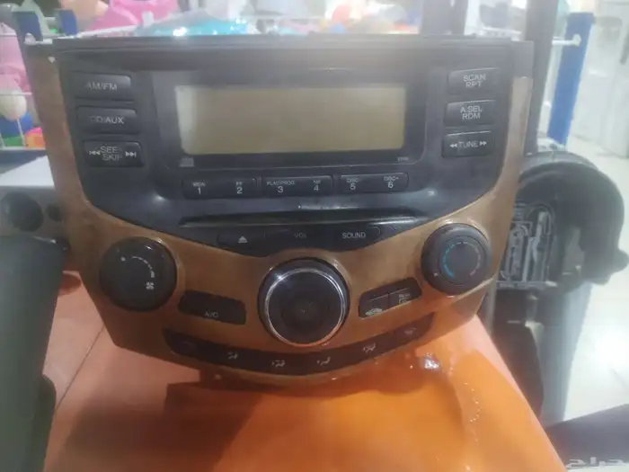 للبيع مسجل اكورد 2003 2007 على شرط شغال مع أزرار المكيف 0