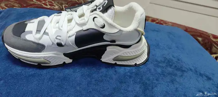 حذاءمار ات  ماتشوفون في الصورة 8