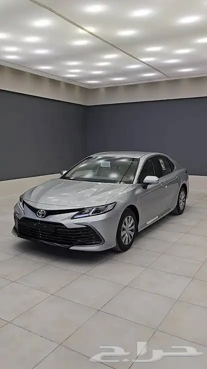 مطلوب سيارة كامري نظيف ابيض او رمادي من موديل 20 الى 22 0