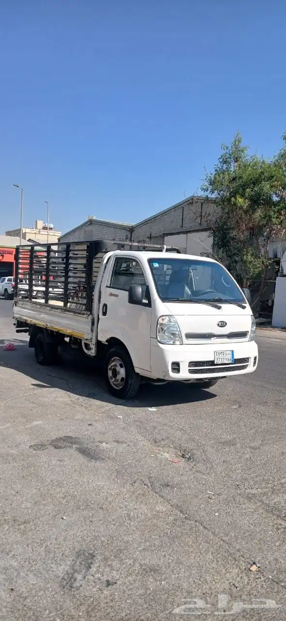 كيا دينا صغيرة 4