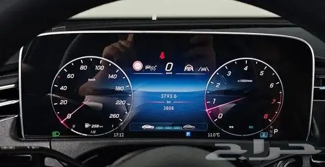 مرسيدس E200 13