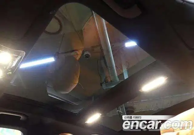 Mercedes-Benz S-Class 2025 S450L 4MATIC 17