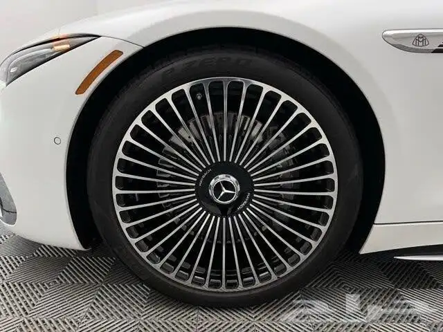 مرسيدس Maybach SL 680 2026 شبه أصفار 40