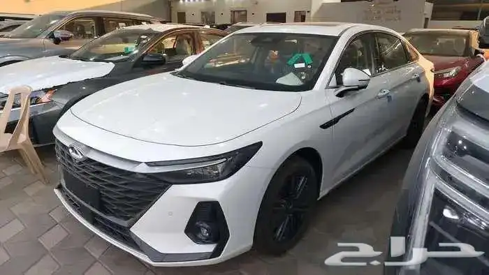 شيري اريزو 8 2025 للبيع كاش او تقسيط برواتب من 33600 7