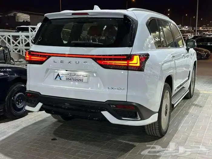 لكزس LX600 اف سبورت سعودي 2025 5